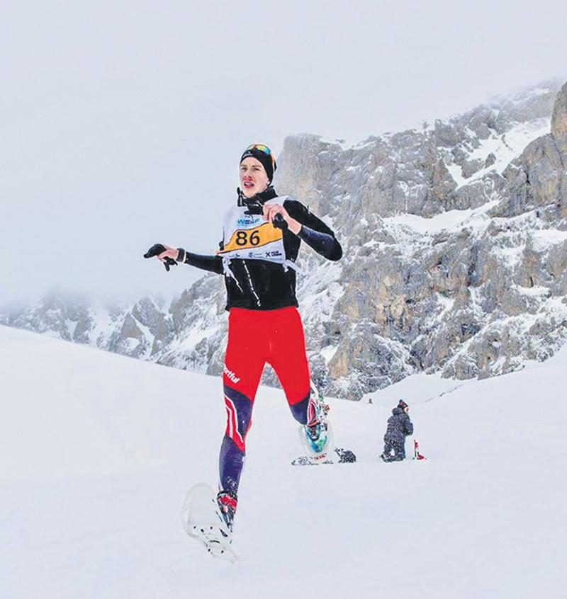 Julien Pinsonneault a pris le 12e rang au Championnat du monde de course en raquettes disputé dans les Pyrénées, en Espagne, au début mars.    Photo Courtoisie