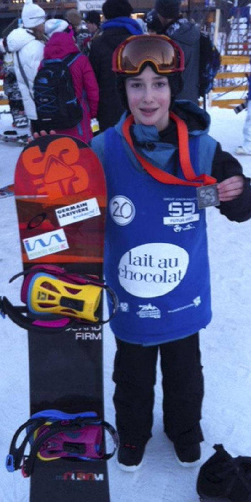 Nathan Vaillancourt, 13 ans, est monté sur le podium lors des deux premières compétitions de planche à neige du circuit S3 Futur Pro cette saison.