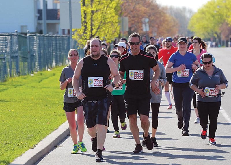 Pas moins de 1 569 coureurs adultes ont participé au Défi Gérard-Côté, en plus des quelque 1 000 élèves de la Commission scolaire de Saint-Hyacinthe.