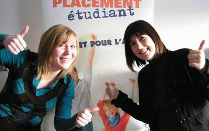 Stéphanie Gibeault et Karine Joubert parcourent la Montérégie pour faire connaître le Placement étudiant (<a href="http://www.emploietudiant.gouv.qc.ca">www.emploietudiant.gouv.qc.ca</a>) aux entreprises et aux jeunes de la région.