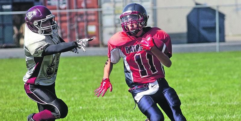 L’attaque des Patriotes cadets a inscrit plus de 50 points pour la deuxième fois cette saison dans une victoire de 55 à 21. Photo Robert Gosselin | Le Courrier ©