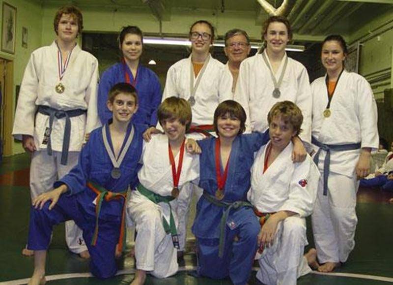 Les médaillés maskoutains du championnat provincial de judo tenu à Repentigny.