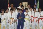 300 judokas foulent le tatami