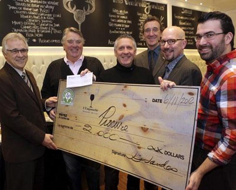 Le Restaurant et Bar à vin L'Empanaché a remis la somme de 2 000 $ à Procure pour la recherche et la lutte contre le cancer de la prostate. Pendant tout le mois de novembre, pour chaque consommation alcoolisée vendue à L'Empanaché, 1 $ était versé à Procure. La contribution était bonifiée à 5 $ à l'achat d'une bouteille du Vignoble Château Fontaine, vignoble maskoutain. Pour sa part, le journal Le Courrier a remis un montant de 500 $ à Procure grâce à une promotion sur les petites annonces. Sur