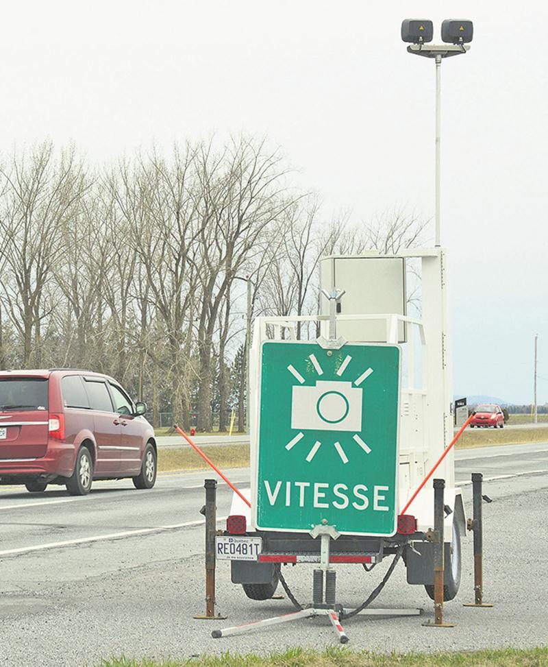 Depuis sa mise en service, le radar photographique de Sainte-Marie-Madeleine a généré des profits de 167 770 $. Photothèque Le Courrier