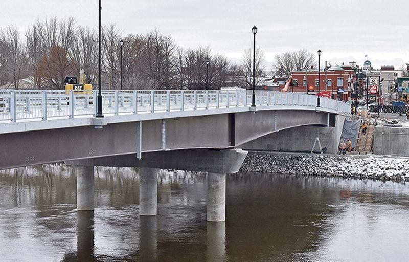 Le pont Bouchard livré dans les délais