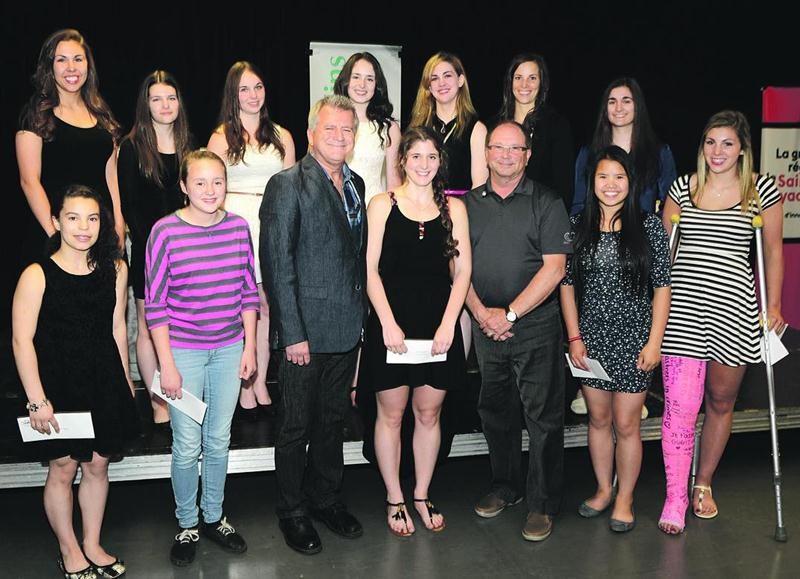 Myrka Bergeron, athlète de patinage de vitesse, a été la plus grande boursière de la catégorie Bronze chez les filles, parmi une douzaine de récipiendaires.