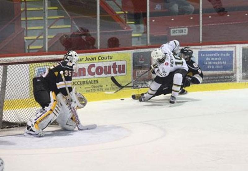 Joey Ratelle a marqué deux filets dans la victoire de 5-0 des Gaulois, samedi, à Jonquière.
