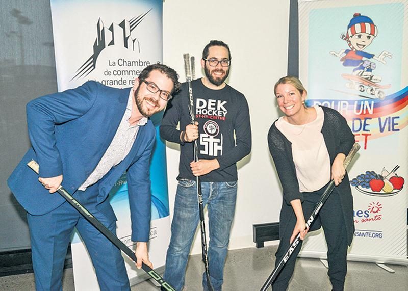 Sur la photo, on retrouve Marc-Antoine Gaucher, président de l’Aile jeunesse de la Chambre