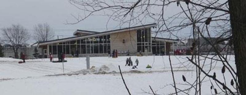 Venez célébrer les plaisirs de l’hiver au parc Les Salines le samedi 4 février entre 18 h et 23 h et le dimanche 5 février de 12 h 30 à 16 h 30. Vous trouverez la programmation complète dans le bulletin Au coeur du Maskoutain livré à votre porte le 24 janvier ainsi que sur le site Internet au <a href="http://www.ville.st-hyacinthe.qc.ca">www.ville.st-hyacinthe.qc.ca</a> .