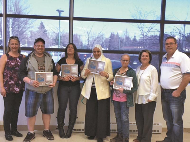 Les gagnants locaux du concours d’écriture Ma plus belle histoire. Photo courtoisie