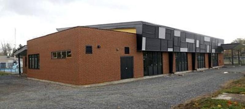 Malgré tous les ennuis survenus dans le projet de construction du centre communautaire Douville, la Ville de Saint-Hyacinthe a réussi l'exploit d'éviter tout fiasco financier.