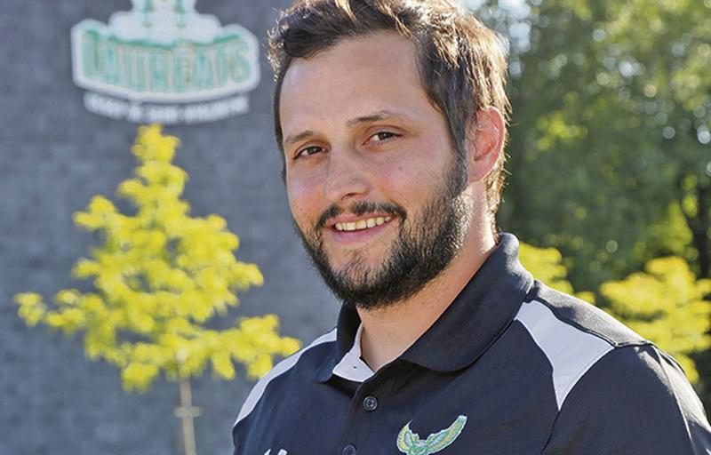Un ancien rival s’amène à la barre des Lauréats