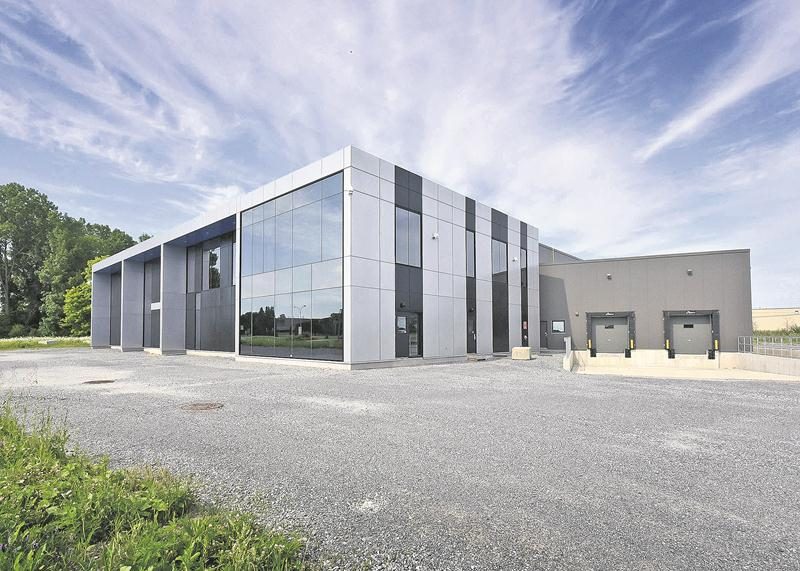 L’usine neuve et vide de Saint-Hyacinthe Technopole a nécessité un investissement de 8 M$. Elle est au cœur d’une réclamation de 430 000 $ d’un des sous-traitants impliqués dans sa construction complétée à 90 %. Photothèque Le Courrier