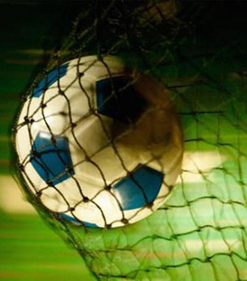 L’Association de soccer de Saint-Hyacinthe informe les joueurs masculins et féminins, âgés de 9 à 18 ans, qu’un camp d’évaluation ouvert à tous se tiendra du 16 janvier au 2 mars au Collège Antoine-Girouard. Le coût de participation est de 50 $. L’horaire détaillé de toutes les catégories est disponible sur le site Internet municipal au <a href="http://www.ville.st-hyacinthe.qc.ca">www.ville.st-hyacinthe.qc.ca</a> dans les communiqués de la section Loisirs et culture. Pour information, communiqu
