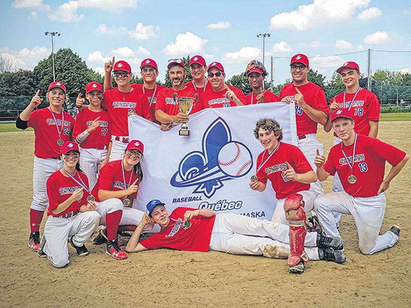 Les Condors midget B n’ont accordé aucun coup sûr à leurs adversaires en finale, obtenant leur billet pour le championnat provincial.