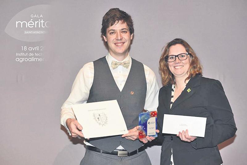 Des étudiants du niveau collégial reçoivent le Prix de la Technopole