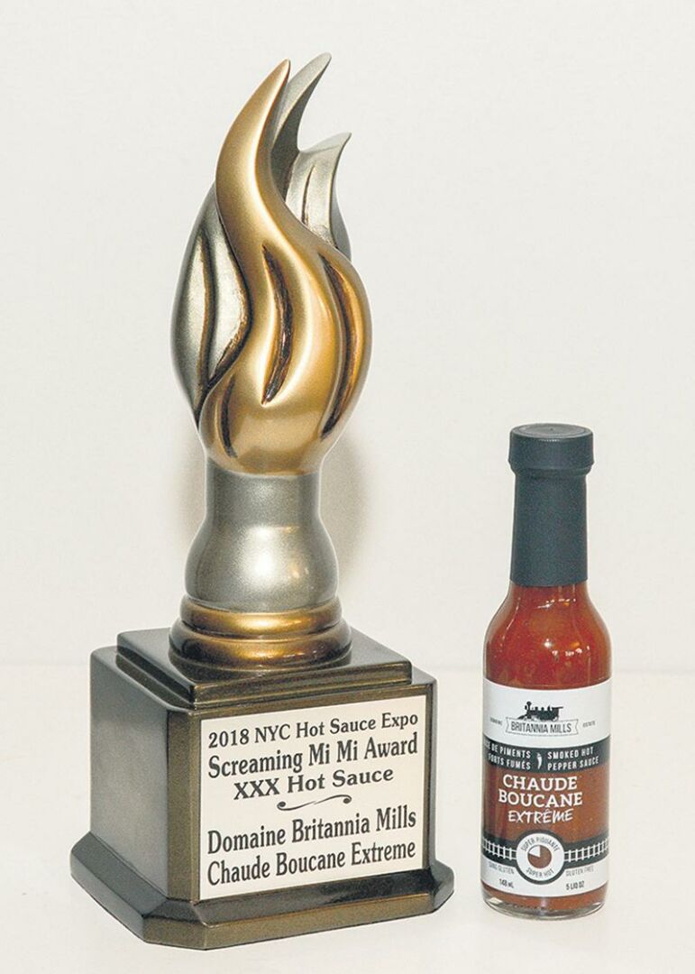 La Chaude Boucane Extrême a été la première sauce du Domaine Britannia Mills à remporter un prix. Photo François Larivière | Le Courrier ©