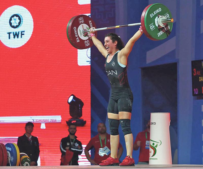 « Pour moi, [cette 15e place] a davantage de valeur que ma 9e place de l’an dernier, car cette fois, je me suis comparée à tous les pays », a déclaré Tali Darsigny au terme du Championnat du monde senior d’haltérophilie. Photo LiftingLife - Tim Scott