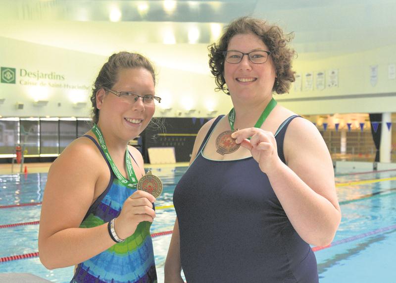 Chloé Provencher et Andréanne Patry-Landry tenteront de mettre la main sur d’autres médailles à la fin du mois en participant aux Jeux d’été des Olympiques spéciaux du Canada.  Photothèque | Le Courrier ©