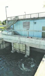 La centrale T.-D.-Bouchard dans la mire de Breton