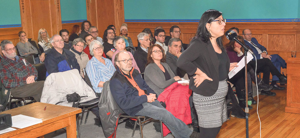 « Je suis pour la densification », a affirmé Marijo Demers, critiquant néanmoins sans détour les agissements de la Ville dans le dossier. Photo François Larivière | Le Courrier ©