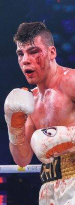 Une victoire et quelques points de suture pour Raphaël Courchesne