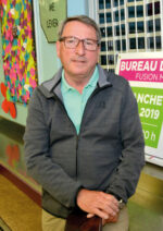 « OUI » au village, « NON » à la paroisse