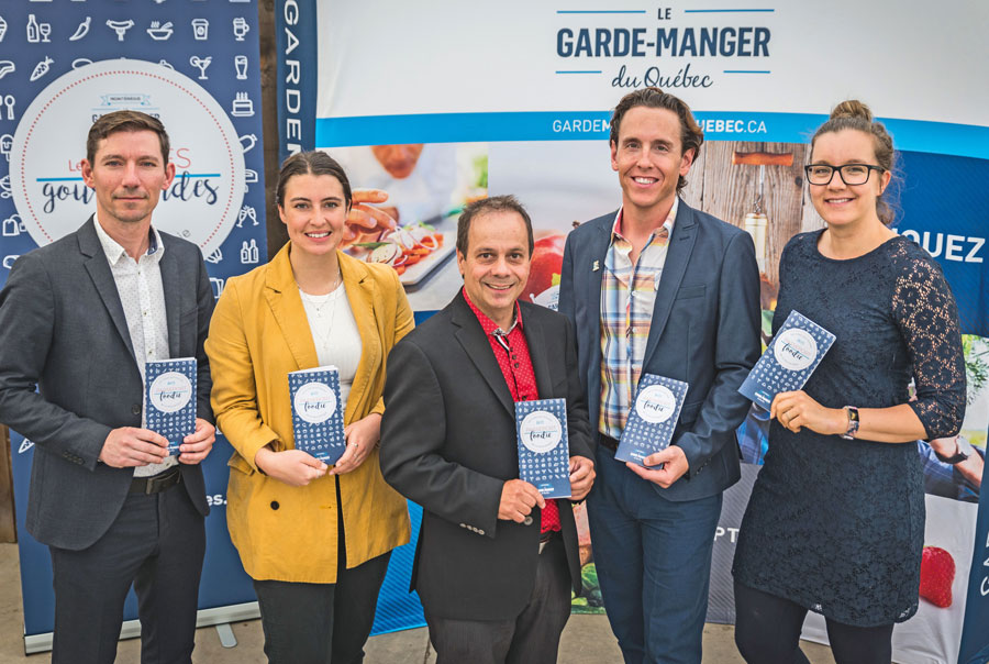Nicolas Thuot, président-directeur général d’Équiparc et président d’Expansion PME; Lauranne Lanthier, agente aux communications et aux relations de presse à Tourisme Montérégie; René Pedneault, directeur du développement à la MRC d’Acton; Steve Carrière, agent de développement à la MRC des Maskoutains; Katherine Ducharme, conseillère en commercialisation et en agrotourisme. Photo gracieuseté