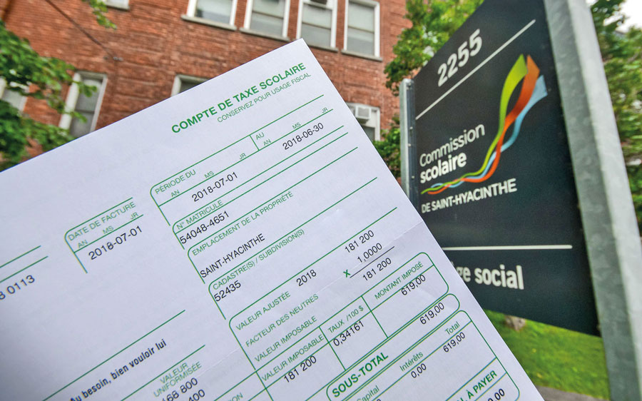 Le compte de taxe scolaire devrait arriver par la poste prochainement et la date limite pour le premier versement est fixée au 26 août. Rappelons que, depuis l’an dernier, les premiers 25 000 $ de valeur foncière sont exemptés de taxe scolaire pour toutes les propriétés. Photothèque | Le Courrier ©