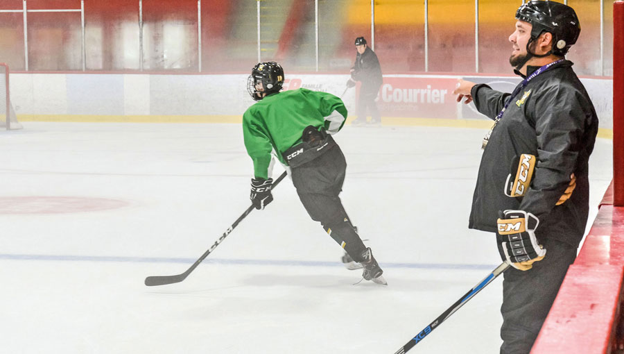 Les Gaulois ont apporté les touches finales à leur préparation en début de semaine, à l’aube d’une saison qui s’annonce toute spéciale avec la présentation du tournoi de la Coupe Telus en sol maskoutain. Photo François Larivière | Le Courrier ©