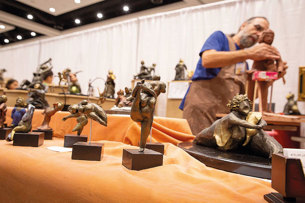Le Salon de la sculpture, nommé SCVLPTVRE, devait revenir au Centre de congrès de Saint-Hyacinthe pour une deuxième année consécutive ce week-end, mais une confusion quant à la disponibilité des salles a finalement mené à l’annulation du rendez-vous. Photo Facebook SCVLPTVRE