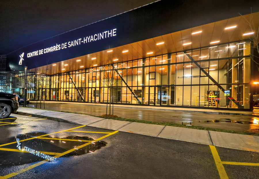 Impossible d’obtenir les états financiers du centre de congrès de Saint-Hyacinthe même si plus de 30 M$ d’argent public y ont été investis. L’établissement est en bonne posture financière, assurent tout de même les autorités municipales. Photothèque | Le Courrier ©