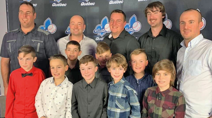 Les Jays de Saint-Hyacinthe atome A ont été sacrés la meilleure équipe atome au Québec. Photo gracieuseté