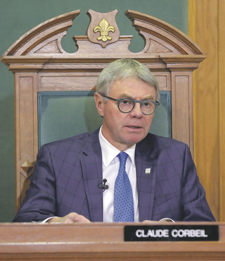En cette « période trouble », le maire Claude Corbeil a une fois de plus fait appel à la solidarité maskoutaine pour surmonter les épreuves. Photothèque | Le Courrier ©