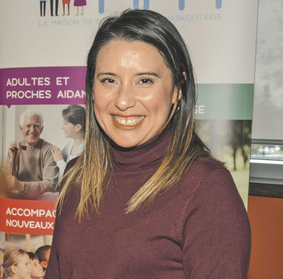Lizette Flores, directrice générale de la Maison de la Famille des Maskoutains, et son équipe gardent le contact avec des centaines de familles de la région sur une base hebdomadaire. Ce contact est d’autant plus important en cette période de confinement. Photo François Larivière | Le Courrier ©