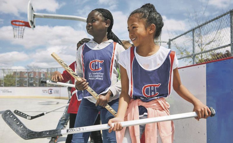 La Fondation des Canadiens pour l’enfance a remis 9850 $ à la CSSH pour soutenir deux écoles de la région qui souhaitent aider leurs élèves à adopter un mode de vie sain grâce au sport. 