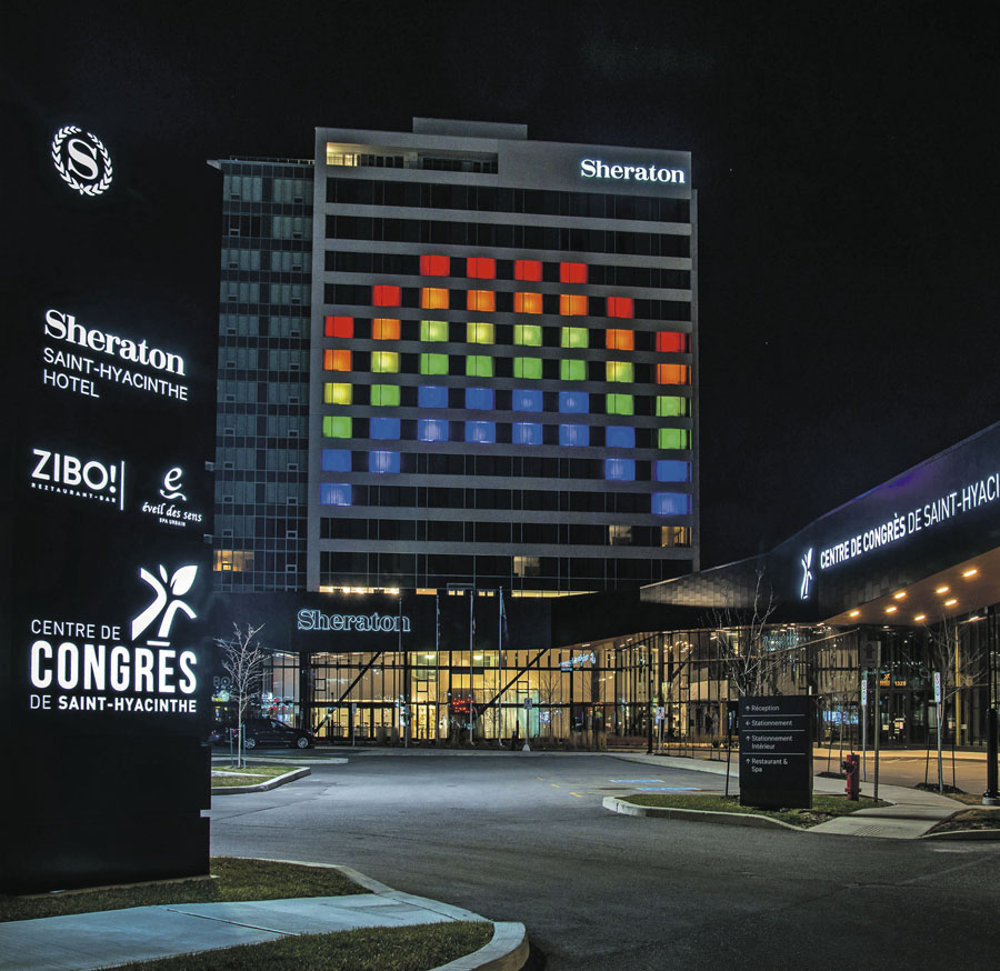 L’hôtel Sheraton de Saint-Hyacinthe s’est joint au mouvement social #çavabienaller. Photo François Larivière | Le Courrier ©