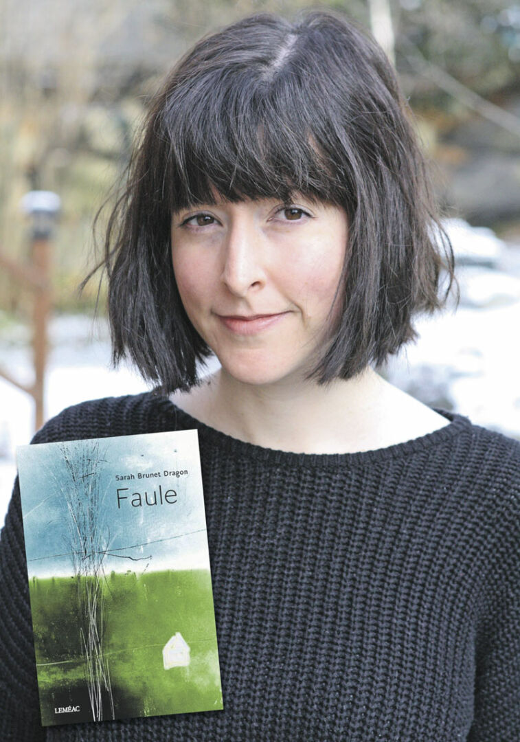 Après deux livres publiés aux éditions du Noroît, la Maskoutaine Sarah Brunet Dragon a publié un premier roman, Faule, chez Leméac. Photo Julien Lavoie