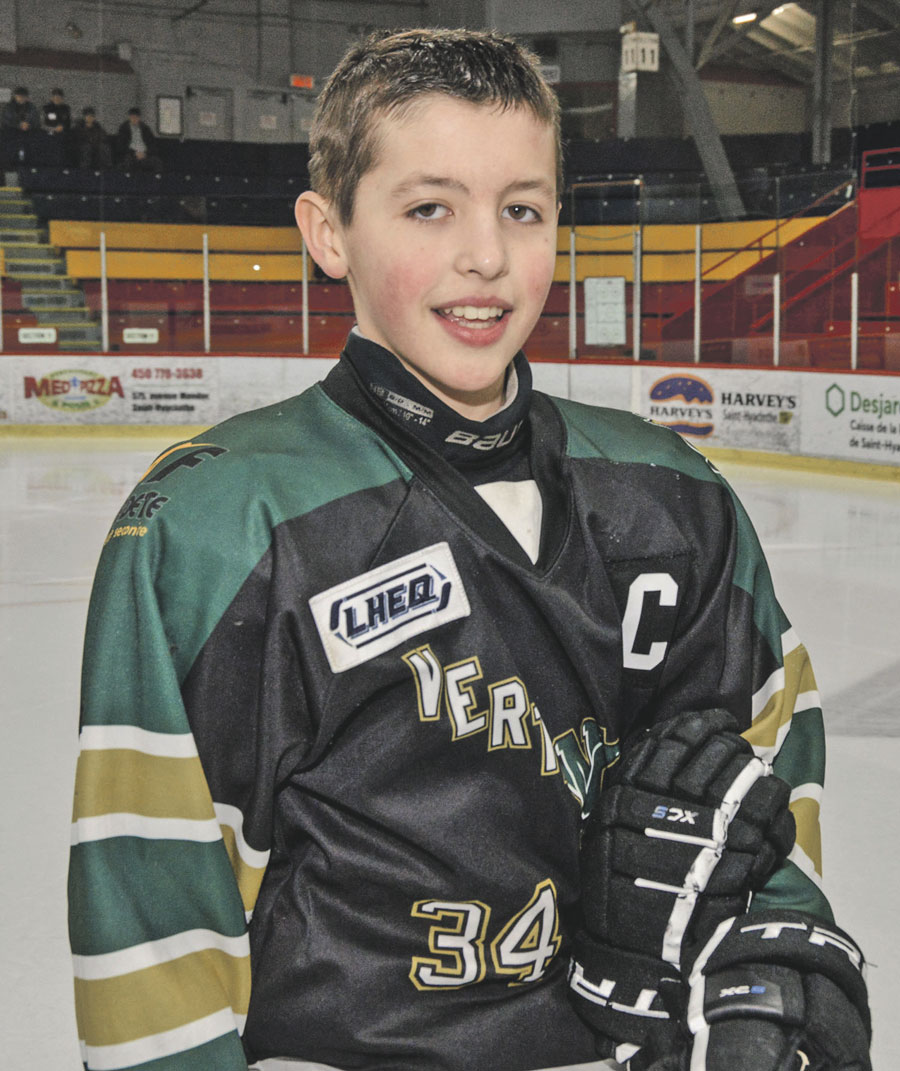 Meilleur pointeur du circuit pee-wee AAA, Caleb Desnoyers a été élu joueur le plus utile toutes catégories confondues dans la LHEQ. Photo François Larivière | Le Courrier ©