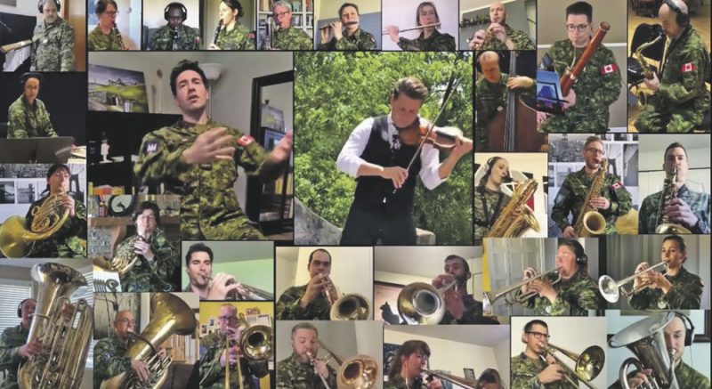 Les militaires de la Musique du Royal 22e Régiment en performance virtuelle en compagnie du violoniste Alexandre Da Costa. Photo capture d’écran