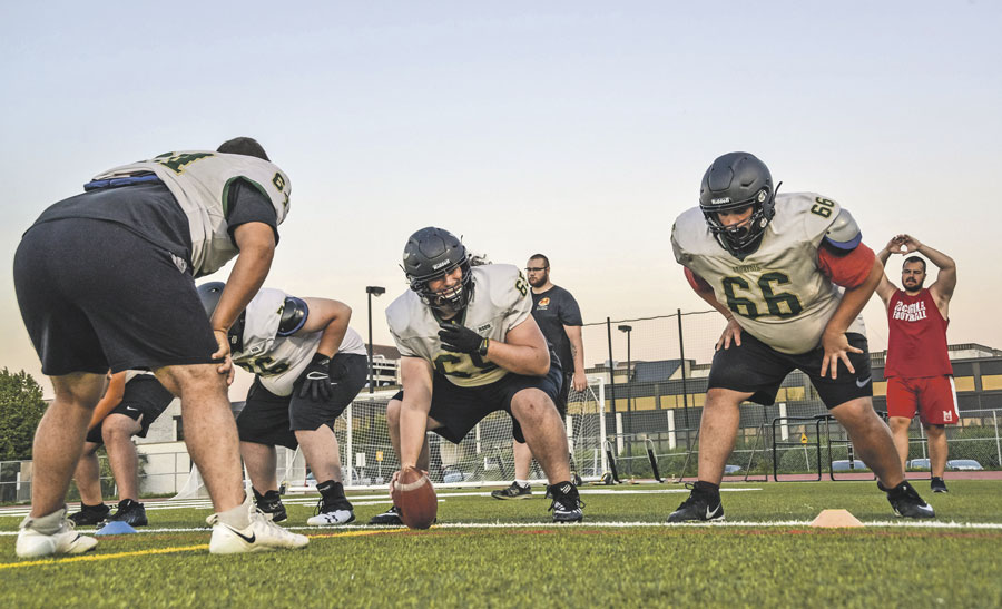 Même si l’officialisation d’une saison de football se fait toujours attendre dans le réseau collégial, les Lauréats du Cégep de Saint-Hyacinthe ont entamé leur camp d’entraînement. Photo François Larivière | Le Courrier ©