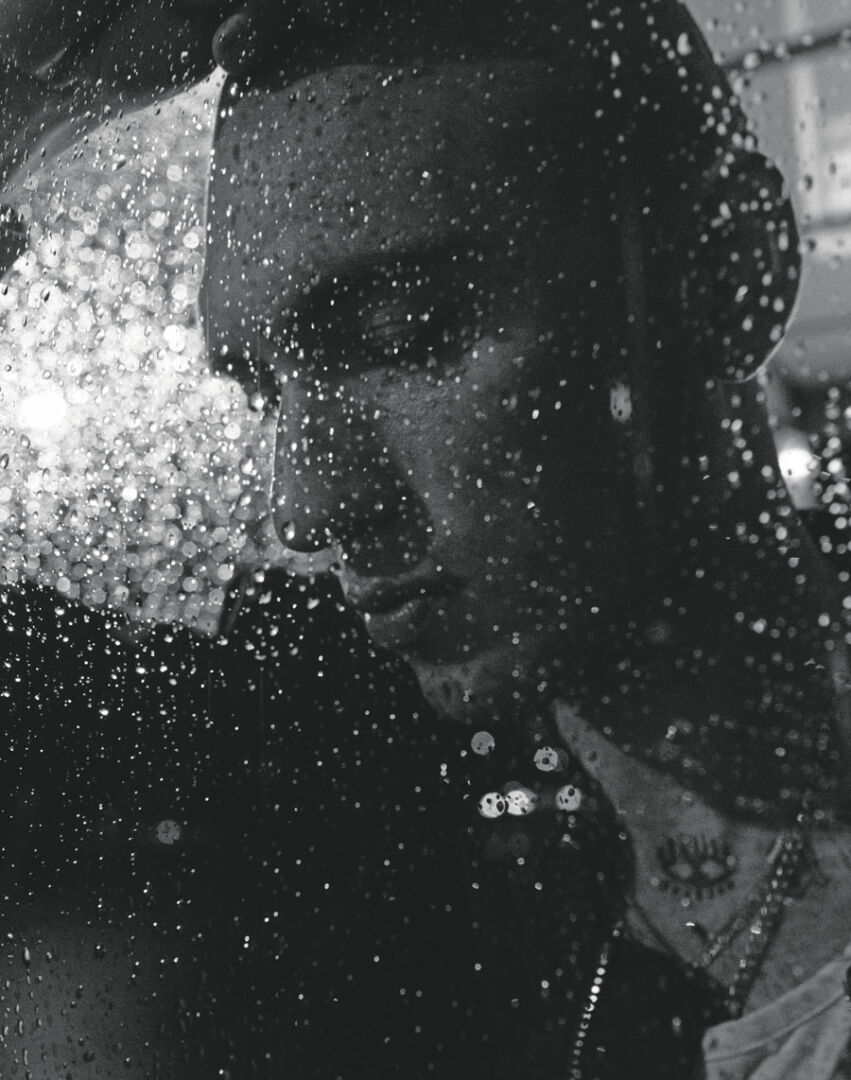 Le rappeur maskoutain Rymz a dévoilé récemment son nouveau EP solo intitulé Faiseur de pluie. Photo André Rainville 