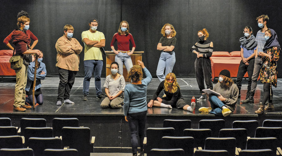Avec plusieurs adaptations nécessaires, les productions théâtrales des finissants de l’École de théâtre du Cégep de Saint-Hyacinthe iront de l’avant malgré le contexte pandémique. Photo François Larivière | Le Courrier ©