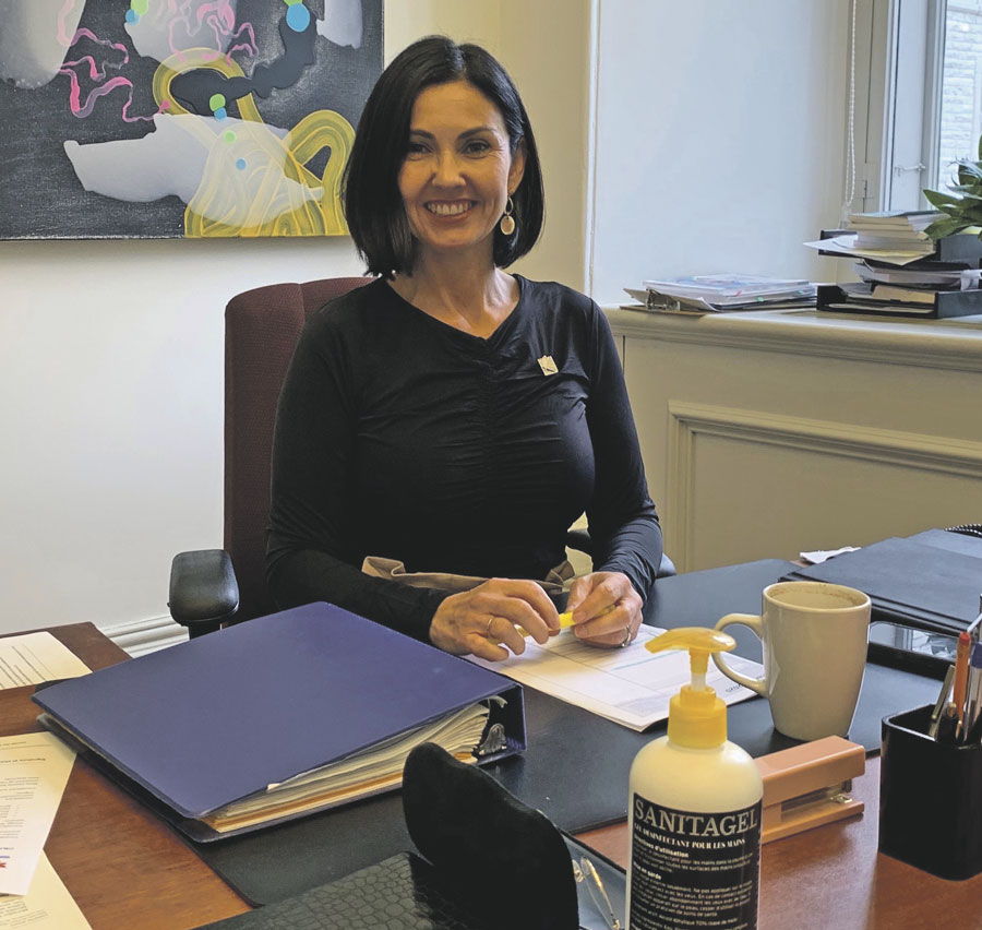 Après un été chargé dans la circonscription, la députée de Saint-Hyacinthe, Chantal Soucy, était heureuse de retourner à l’Assemblée nationale cet automne. Photo gracieuseté