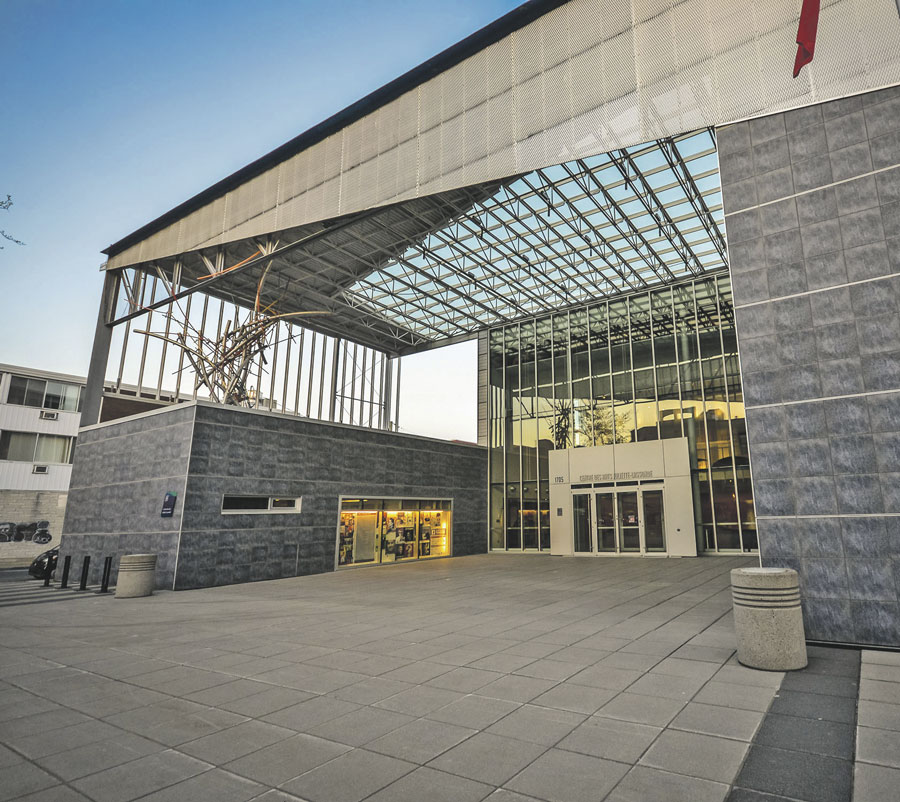 Malgré l’incertitude qui persiste en lien avec la pandémie, une vingtaine de nouveaux spectacles prévus au début de 2021 ont été annoncés la semaine dernière par le Centre des arts Juliette-Lassonde. Photo François Larivière | Le Courrier ©