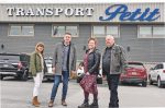 La famille de Transport Petit s’agrandit