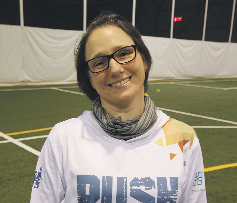 Sophie Roy, présidente du Club d’ultimate de Saint-Hyacinthe, pourrait repartir avec l’un des prix Inspiration 2020 au Gala Sports Québec ce soir. Photo Yoann Ronsin