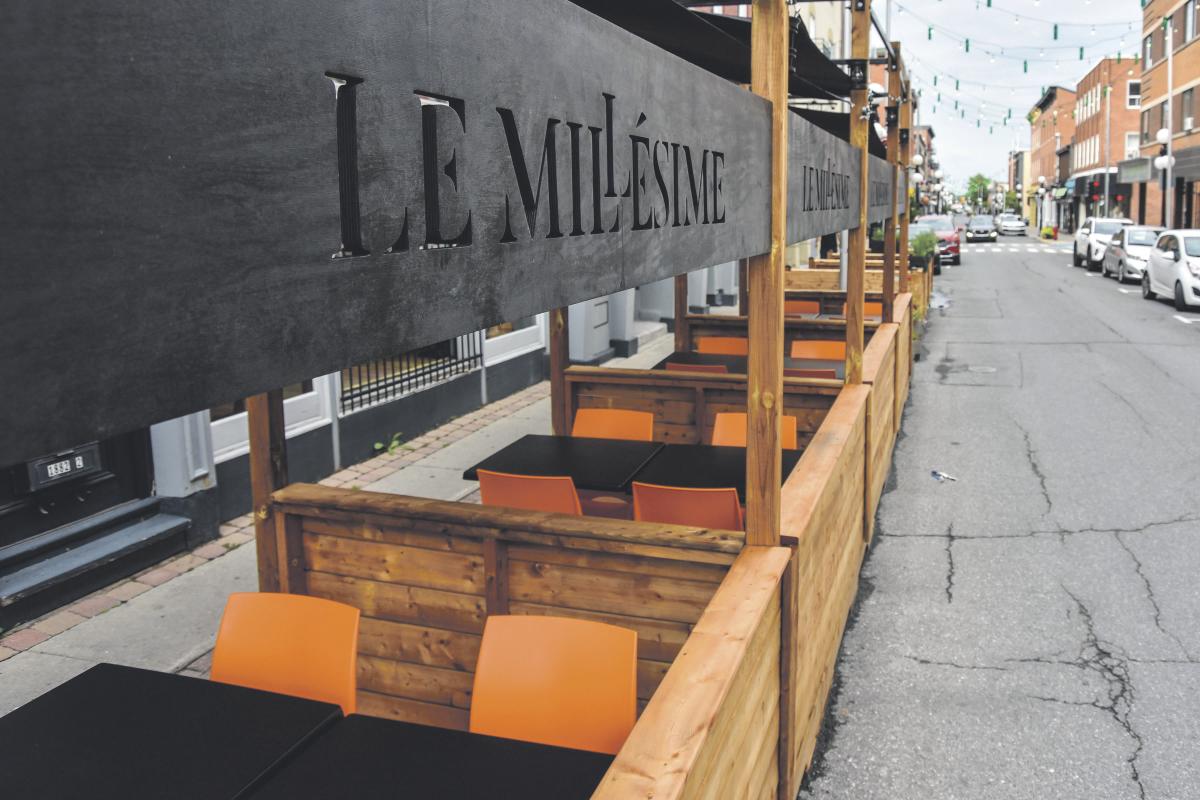 Le restaurant de fine cuisine gastronomique cherchera à faire sa place sur la rue des Cascades et à s’imposer dans le cœur des amateurs de bonne chère. Photo François Larivière | Le Courrier ©