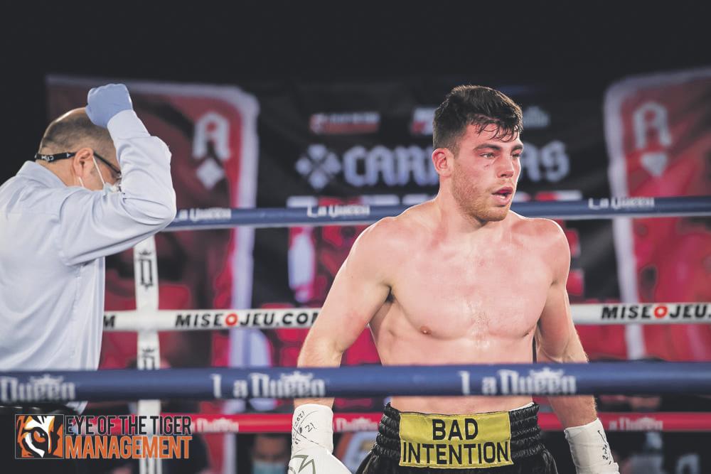 Défait à sa dernière sortie, en novembre, Raphaël Courchesne tentera de renouer avec la victoire vendredi soir à Shawinigan. Photo Vincent Éthier - EOTTM